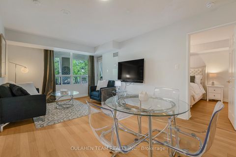 Photo 5 at 215 - 28 Empress Avenue, Willowdale East, Toronto