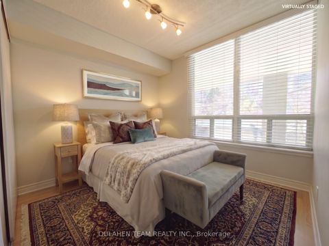 Photo 13 at 215 - 28 Empress Avenue, Willowdale East, Toronto