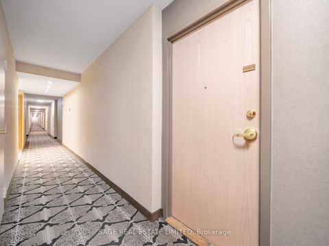 Photo 19 at 213E - 30 Fashion Roseway, Willowdale East, Toronto