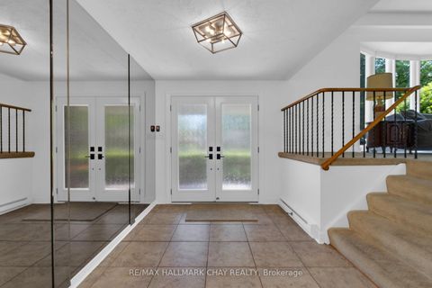 Photo 6 at 15 Crossbow Crescent, Pleasant View, Toronto