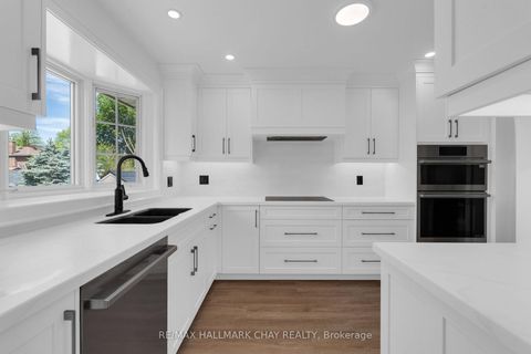 Photo 12 at 15 Crossbow Crescent, Pleasant View, Toronto
