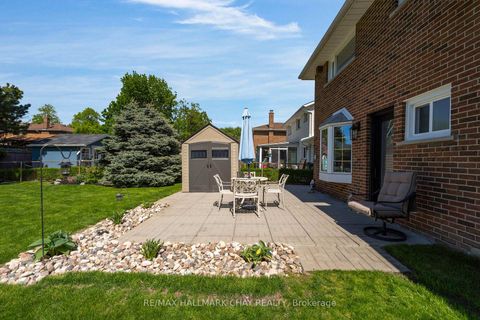 Photo 36 at 15 Crossbow Crescent, Pleasant View, Toronto