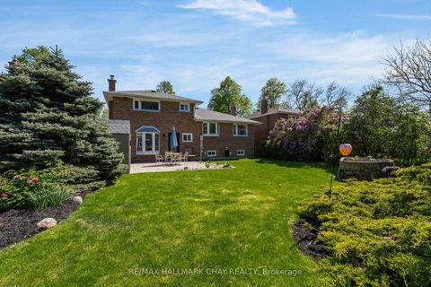 Photo 37 at 15 Crossbow Crescent, Pleasant View, Toronto