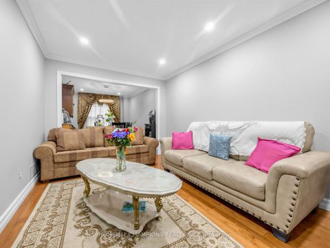 Photo 2 at 12 Glenheather Terrace, Rouge E11, Toronto