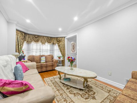 Photo 3 at 12 Glenheather Terrace, Rouge E11, Toronto