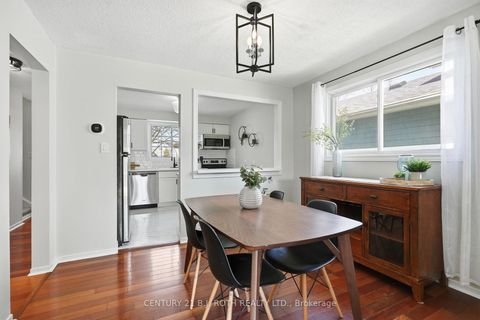 Photo 11 at 109 Elizabeth Street, Ardagh, Barrie
