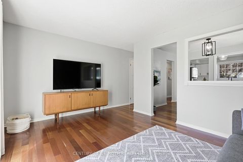 Photo 16 at 109 Elizabeth Street, Ardagh, Barrie