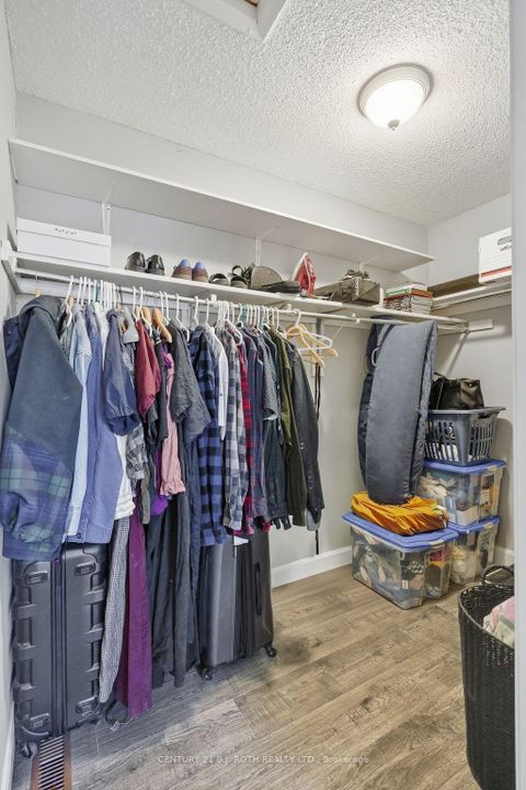 Photo 22 at 109 Elizabeth Street, Ardagh, Barrie