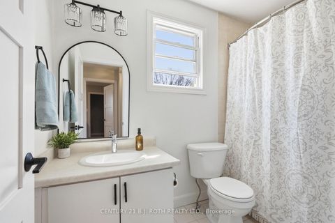 Photo 23 at 109 Elizabeth Street, Ardagh, Barrie