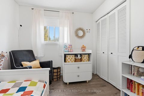 Photo 25 at 109 Elizabeth Street, Ardagh, Barrie