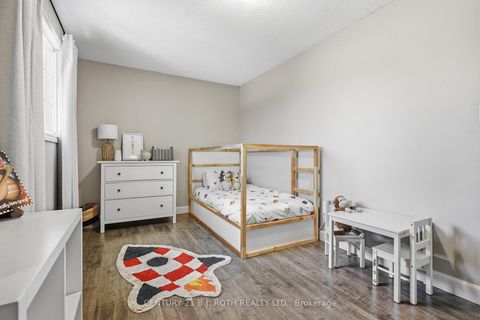 Photo 27 at 109 Elizabeth Street, Ardagh, Barrie