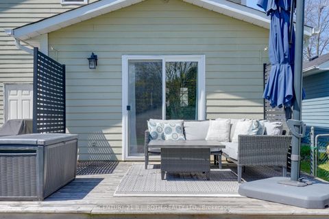Photo 38 at 109 Elizabeth Street, Ardagh, Barrie
