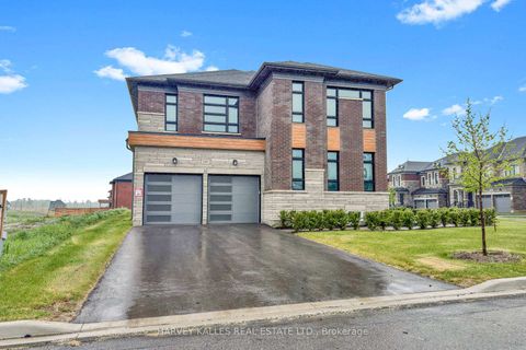 Photo 1 at 107 Winthrop Crescent, Vellore Village, Vaughan