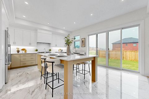 Photo 6 at 107 Winthrop Crescent, Vellore Village, Vaughan