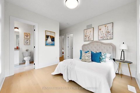 Photo 28 at 107 Winthrop Crescent, Vellore Village, Vaughan
