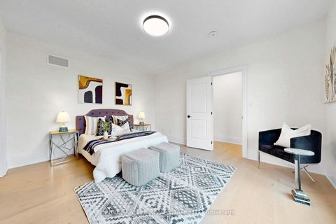 Photo 30 at 107 Winthrop Crescent, Vellore Village, Vaughan