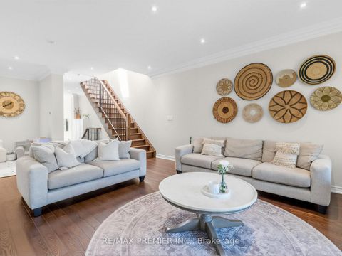 Photo 11 at 57B Westona Street, Humber Heights, Toronto