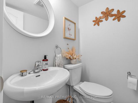 Photo 25 at 57B Westona Street, Humber Heights, Toronto