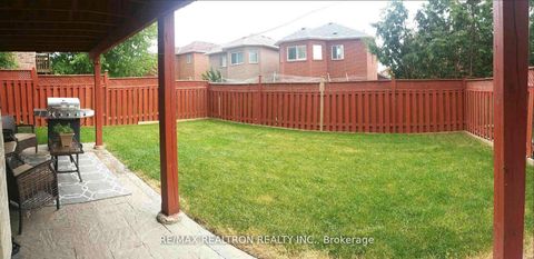 Photo 39 at 810 Stonehaven Avenue, Wyndham, Newmarket