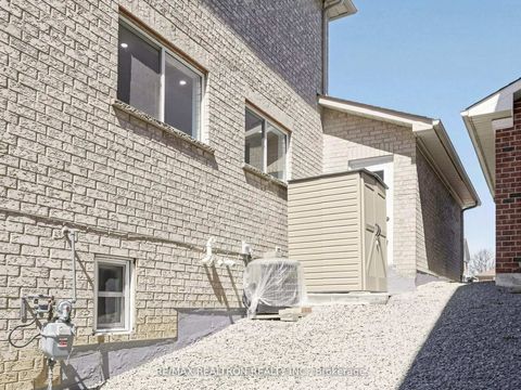 Photo 46 at 810 Stonehaven Avenue, Wyndham, Newmarket