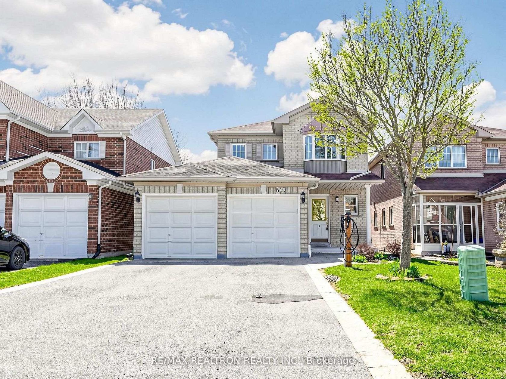810 Stonehaven Avenue, Wyndham, Newmarket photo number 2