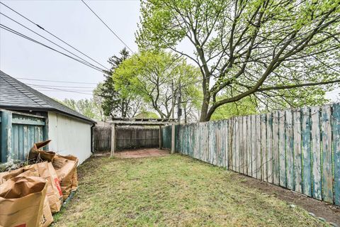 Photo 22 at 388 O'Connor Drive, East York, Toronto