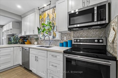 Photo 9 at 22 Falaise Road, West Hill, Toronto