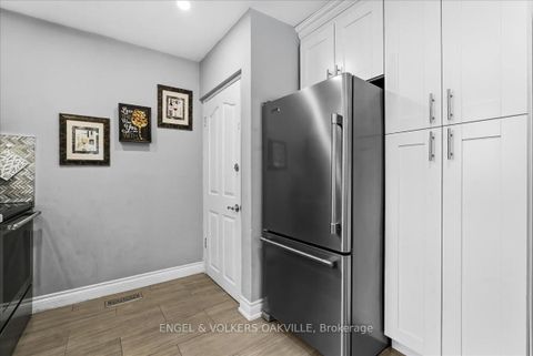 Photo 10 at 22 Falaise Road, West Hill, Toronto
