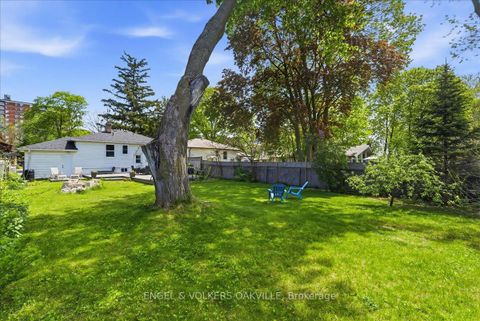 Photo 32 at 22 Falaise Road, West Hill, Toronto