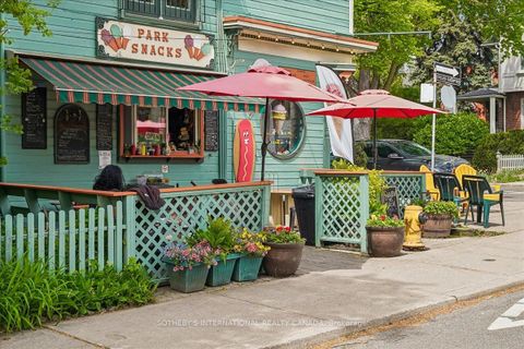 Photo 1 at 161 Winchester Street, South St. James Town, Toronto