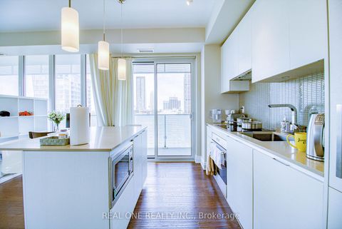 Photo 13 at 3104 - 200 Bloor Street W, Annex, Toronto