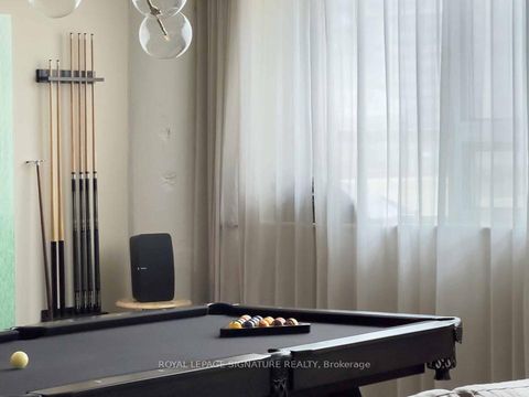 Photo 3 at 655 - 155 Dalhousie Street, Yonge Corridor, Toronto