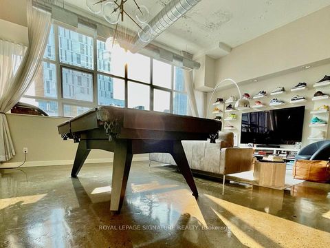 Photo 4 at 655 - 155 Dalhousie Street, Yonge Corridor, Toronto