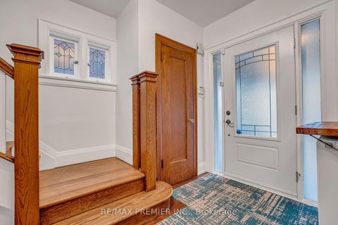 Photo 4 at 75 Rivercrest Road, Lambton Baby Point, Toronto