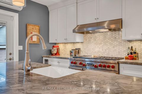 Photo 16 at 75 Rivercrest Road, Lambton Baby Point, Toronto