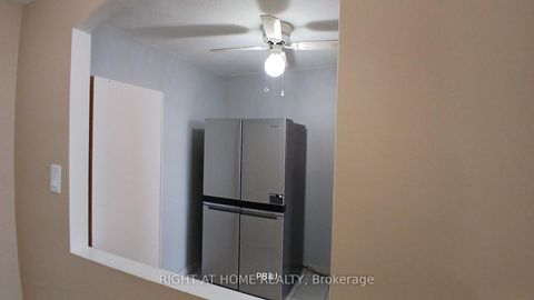 Photo 11 at 1403 - 45 Sunrise Avenue, Victoria Village, Toronto