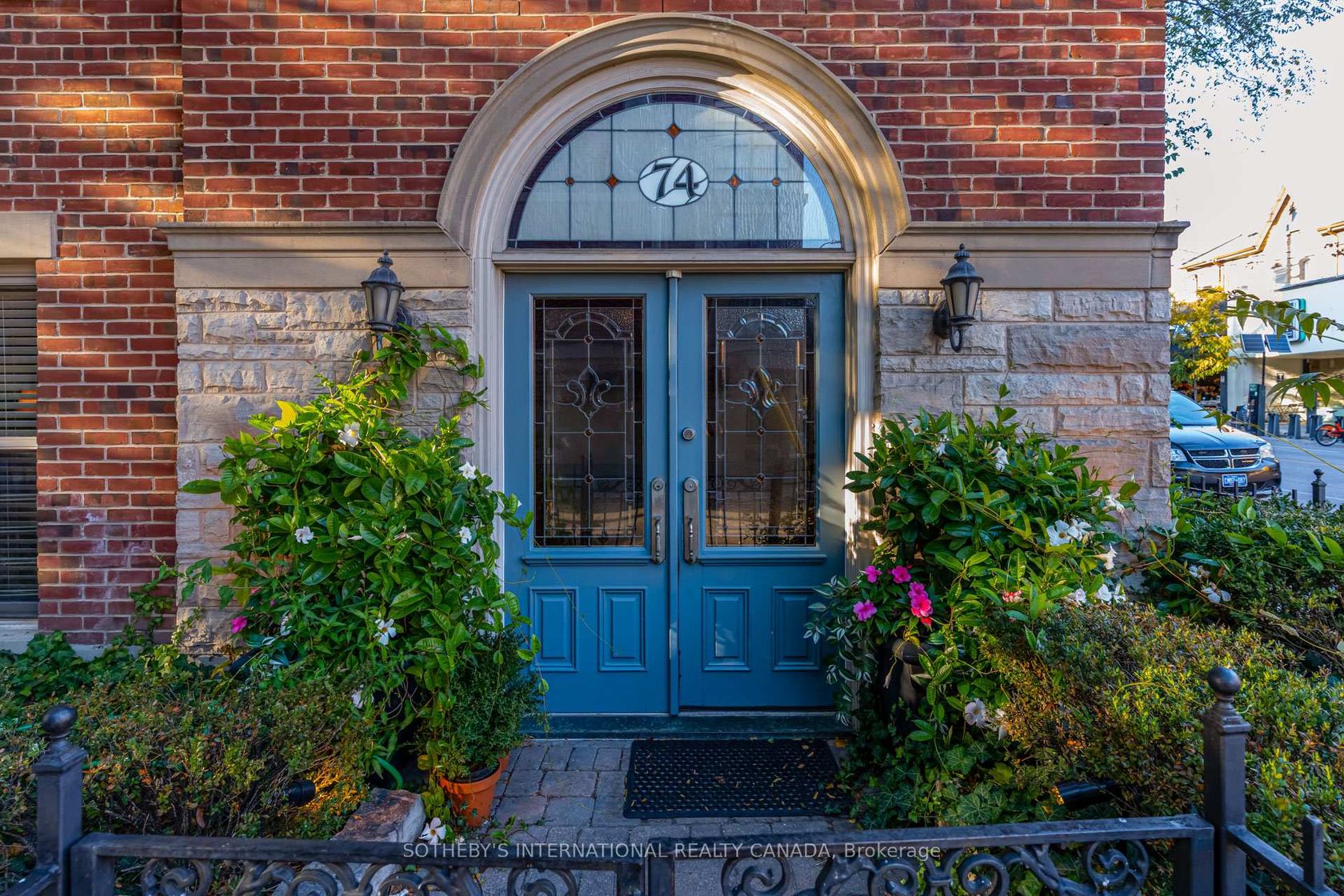 74 Aberdeen Avenue, South St. James Town, Toronto 