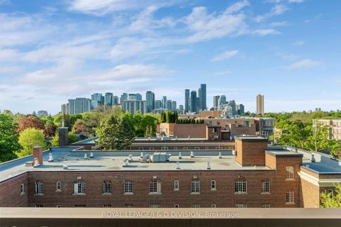 Photo 2 at 710 - 1 Strathgowan Avenue, Lawrence Park South, Toronto