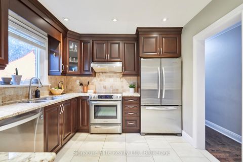 Photo 8 at 3 Kingsmere Crescent, Scarborough Village, Toronto