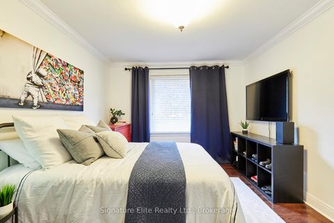 Photo 12 at 3 Kingsmere Crescent, Scarborough Village, Toronto