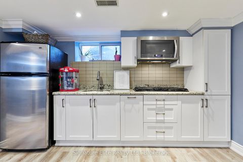 Photo 21 at 3 Kingsmere Crescent, Scarborough Village, Toronto