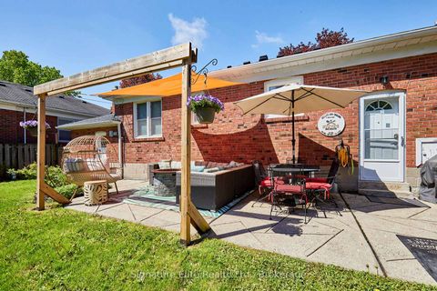 Photo 33 at 3 Kingsmere Crescent, Scarborough Village, Toronto