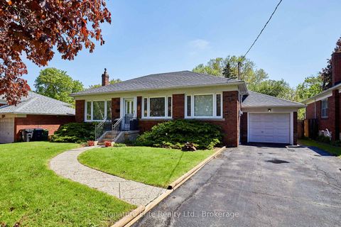 Photo 42 at 3 Kingsmere Crescent, Scarborough Village, Toronto