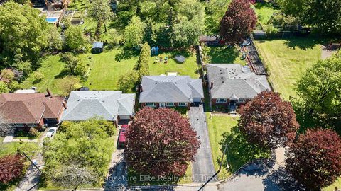 Photo 44 at 3 Kingsmere Crescent, Scarborough Village, Toronto