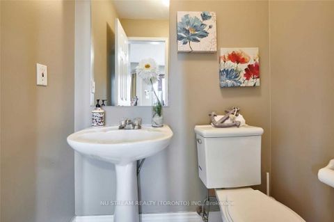 Photo 15 at 2 Purcell Crescent, Maple, Vaughan