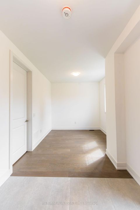 Photo 10 at 16 Fred Beaton Place, King City, King