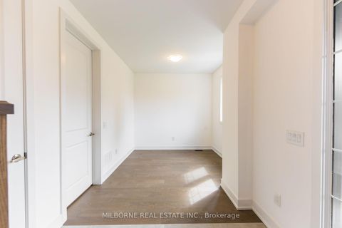 Photo 11 at 16 Fred Beaton Place, King City, King