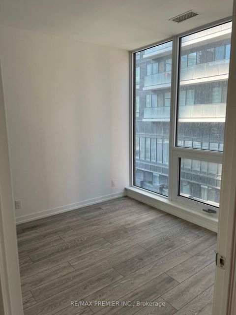 Photo 4 at 1007 - 55 Mercer Street, Waterfront Communities C1, Toronto