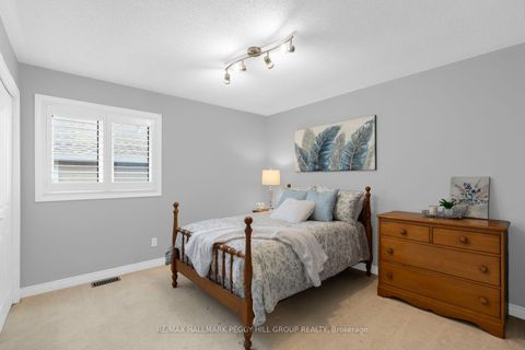 Photo 14 at 87 Cityview Circle, Holly, Barrie