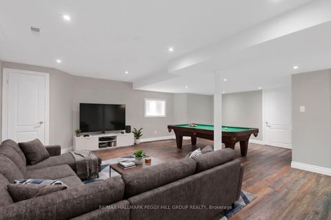 Photo 19 at 87 Cityview Circle, Holly, Barrie